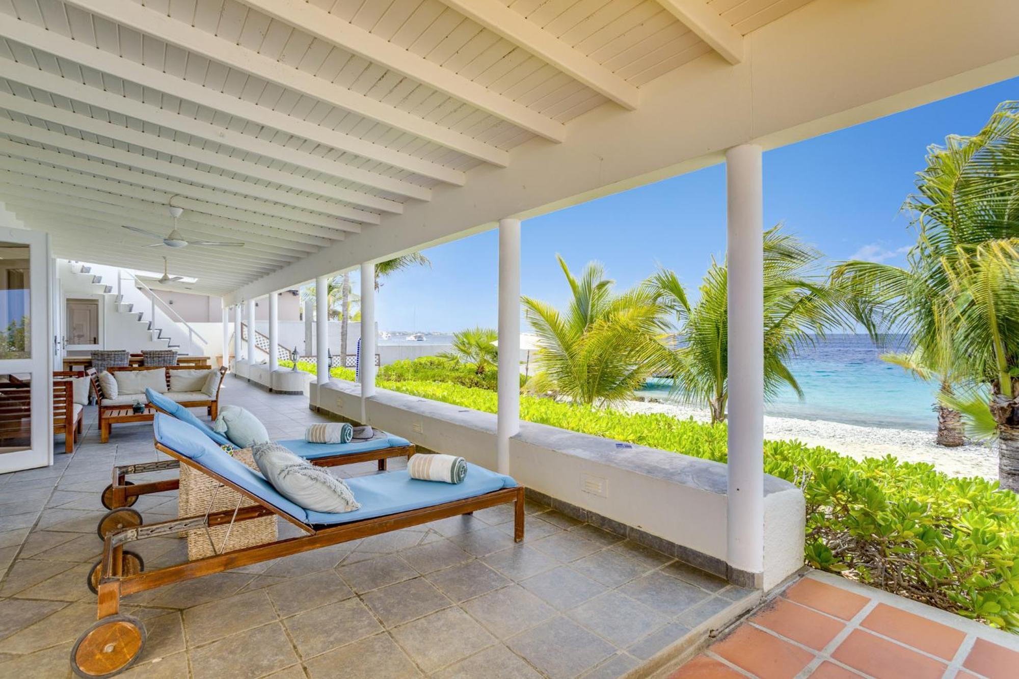 Oceanfront - Villa Port Of Call - Playa Eksteriør billede