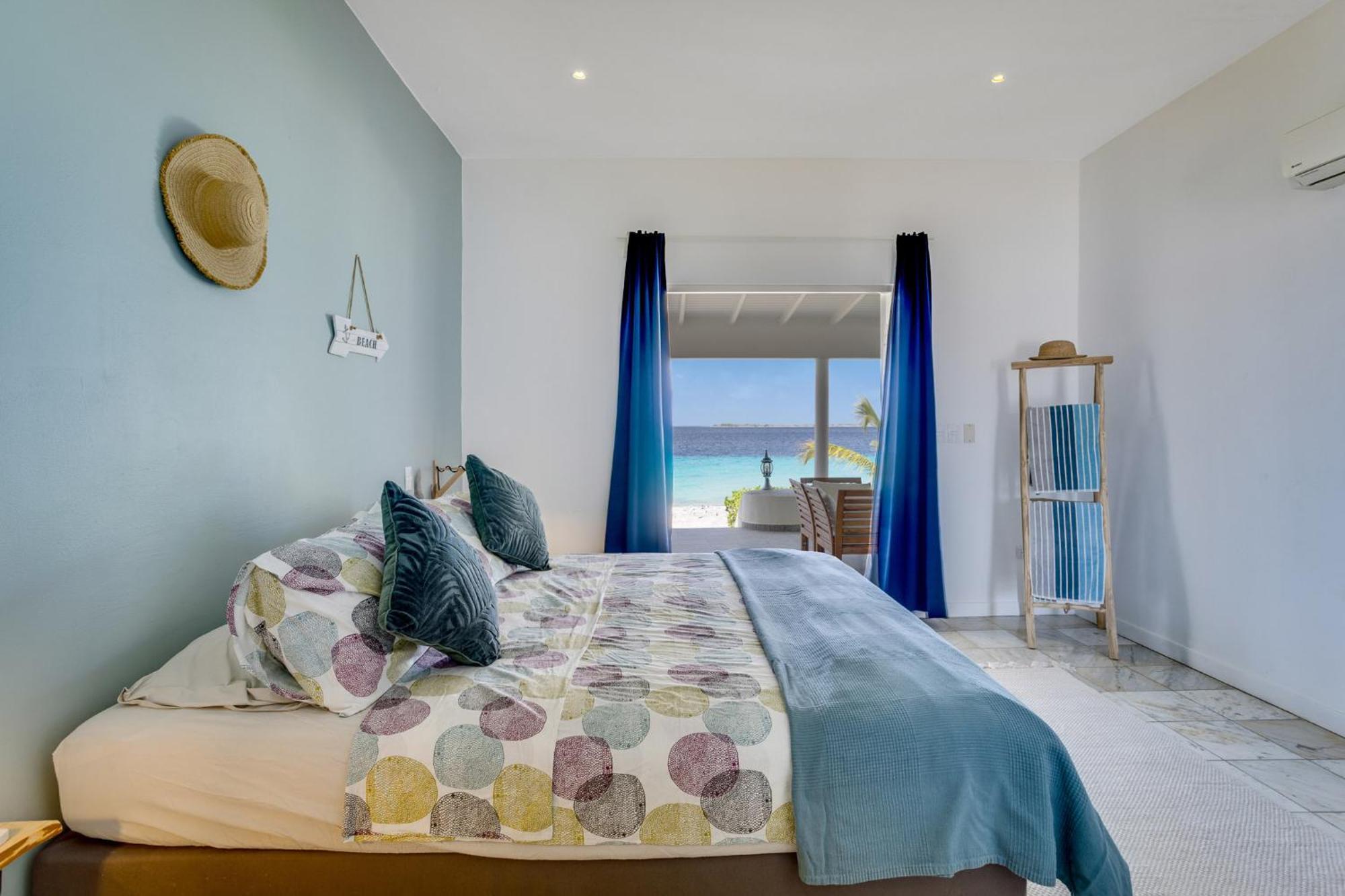 Oceanfront - Villa Port Of Call - Playa Eksteriør billede
