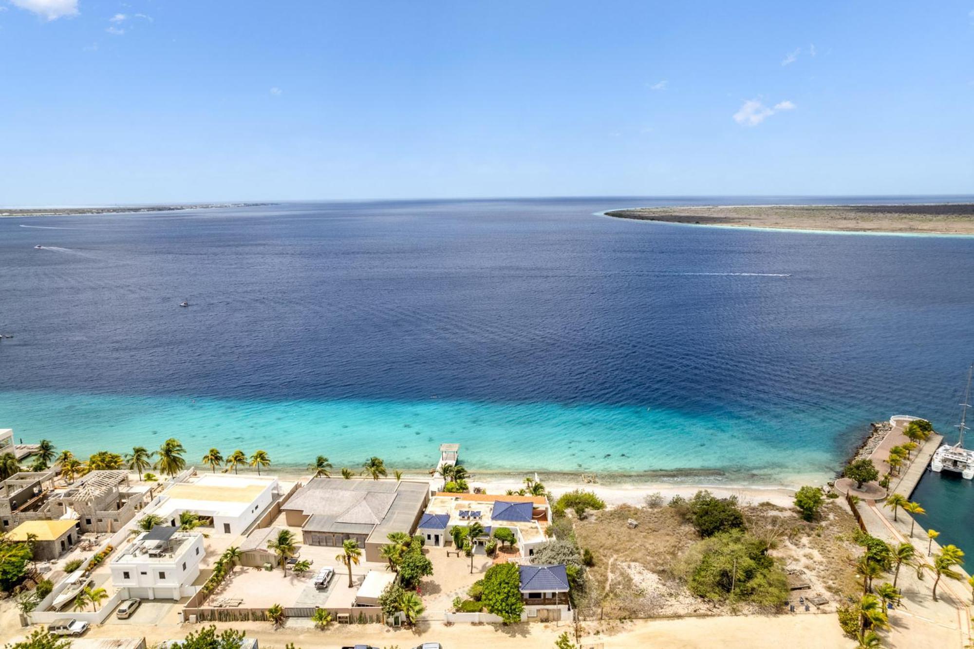 Oceanfront - Villa Port Of Call - Playa Eksteriør billede
