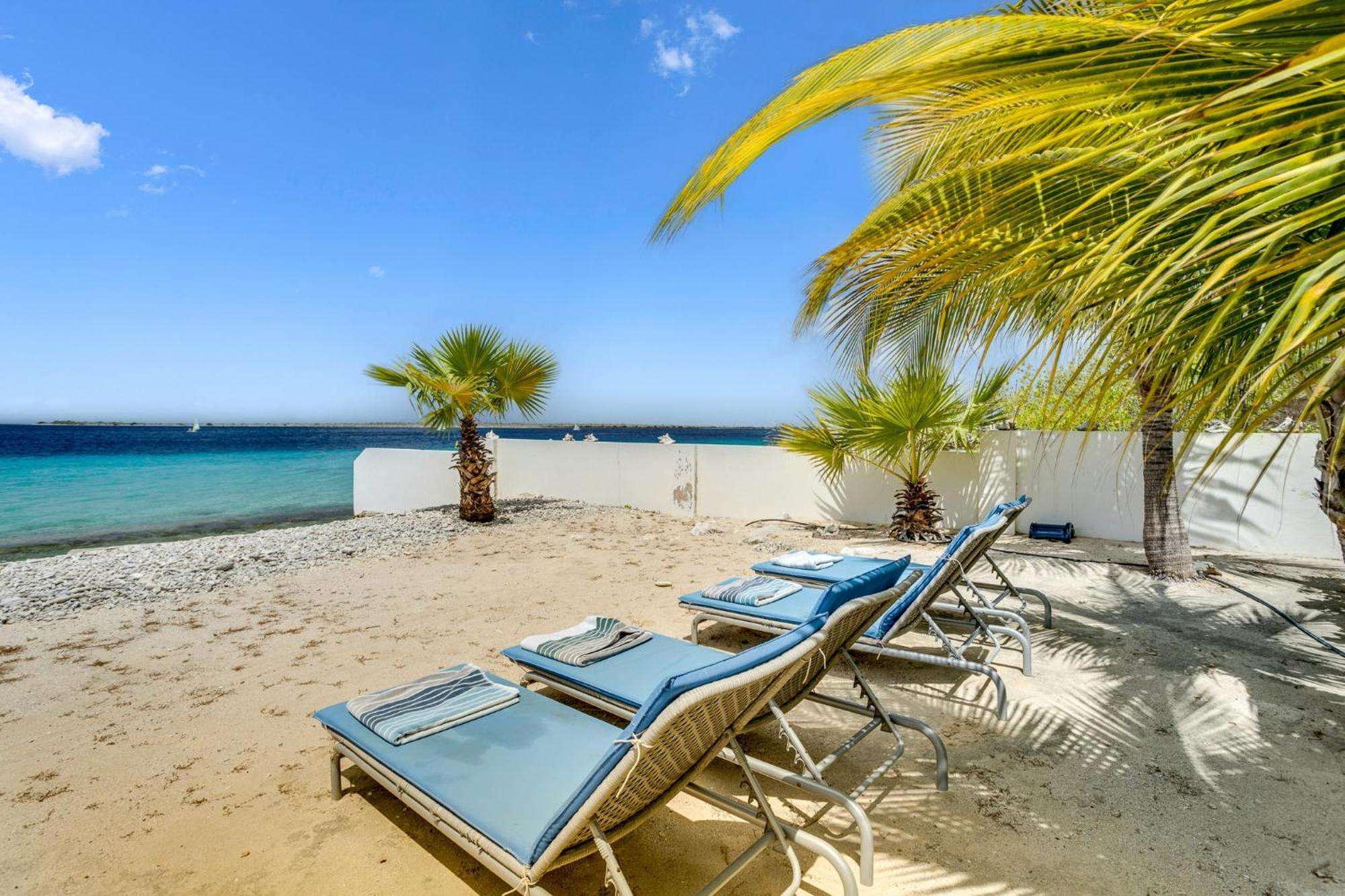 Oceanfront - Villa Port Of Call - Playa Eksteriør billede