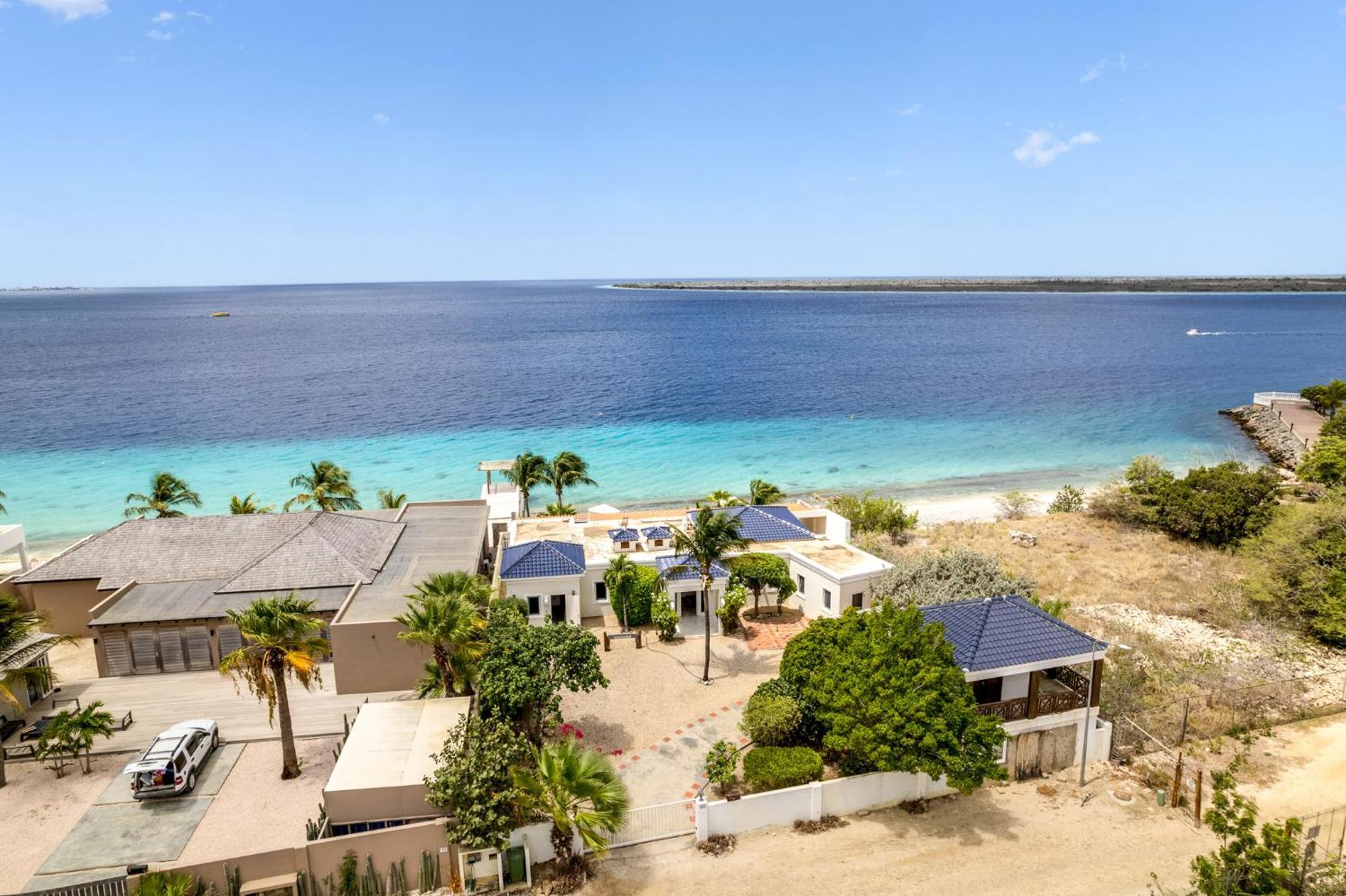Oceanfront - Villa Port Of Call - Playa Eksteriør billede