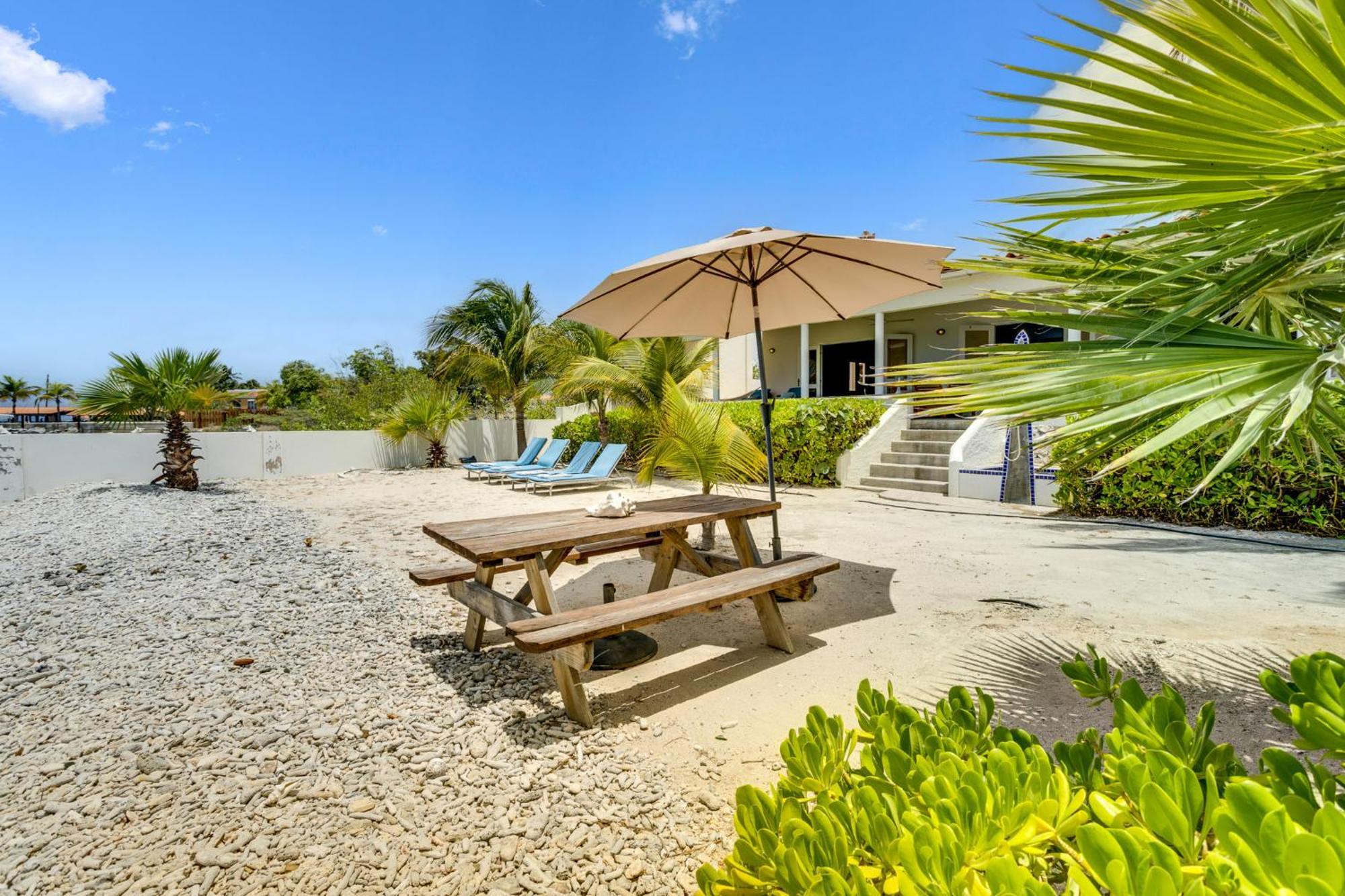 Oceanfront - Villa Port Of Call - Playa Eksteriør billede