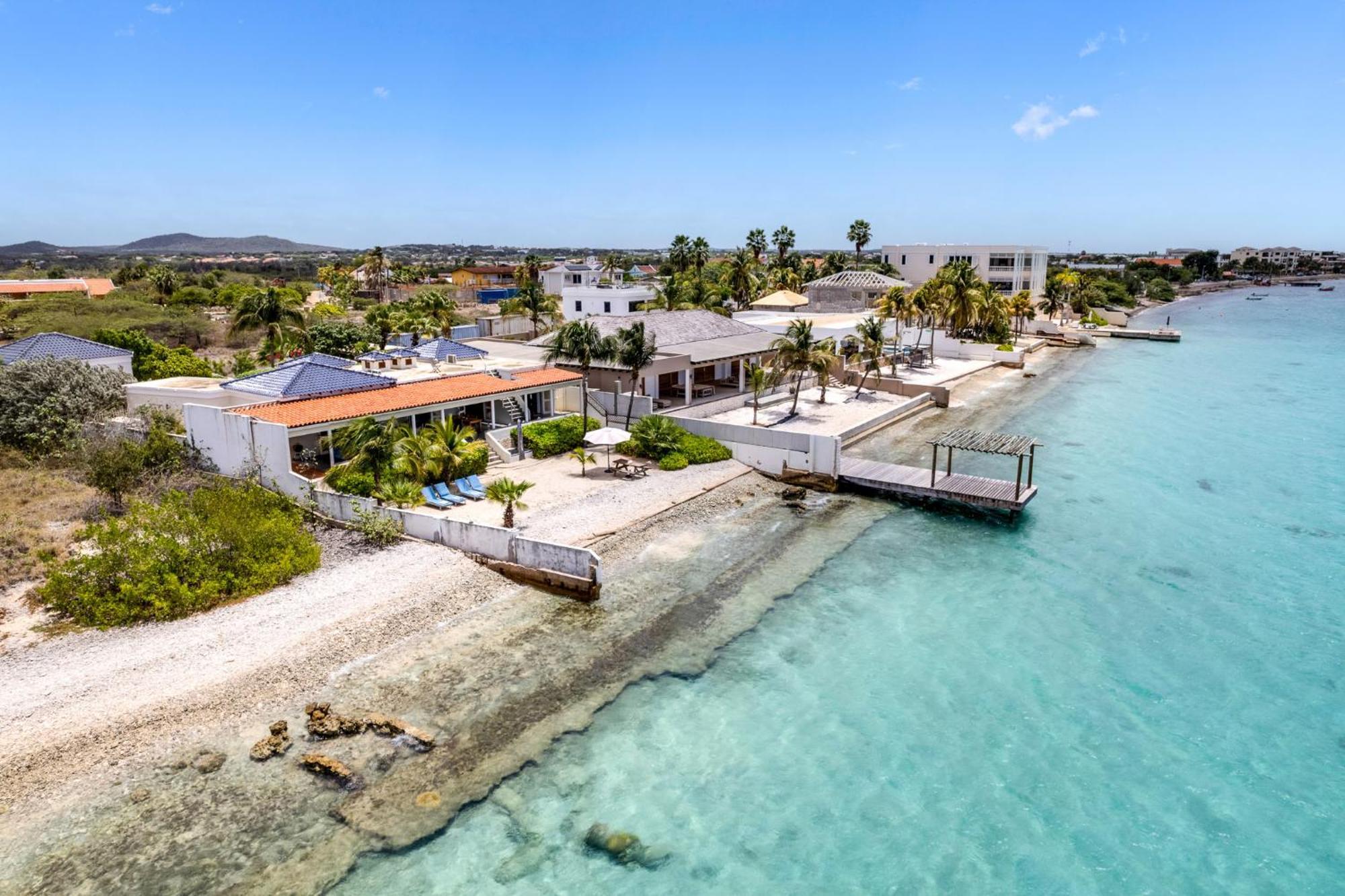 Oceanfront - Villa Port Of Call - Playa Eksteriør billede